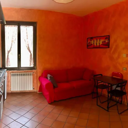 Piccolo Attico Con Splendida Vista - Casa Di Sofia Lejlighed